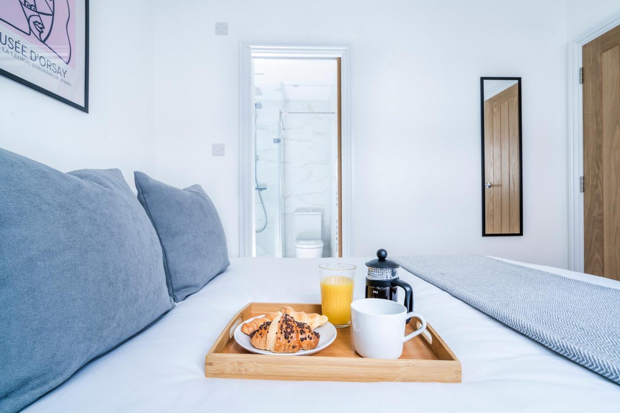 Cozy 2 Bedroom Apartment In Sutton Sutton  Exterior foto